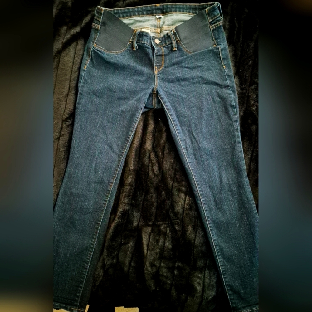 Old navy maternity pants
